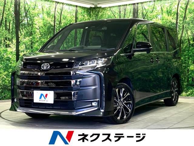 TOYOTA NOAH 2022