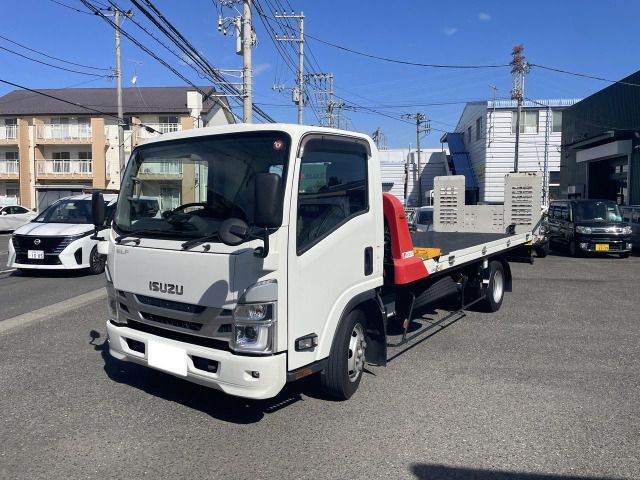 ISUZU エルフ 2021