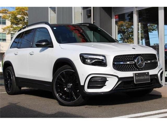 MERCEDES-BENZ GLB 2024