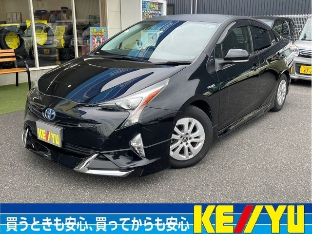 TOYOTA PRIUS 2017