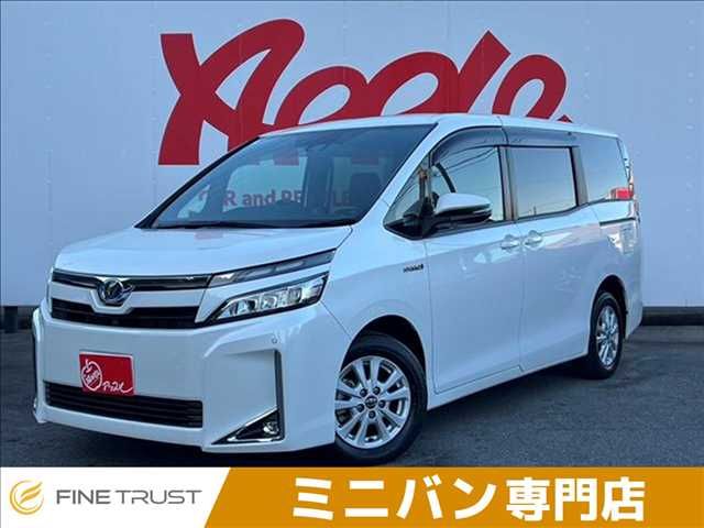 TOYOTA VOXY HYBRID 2018