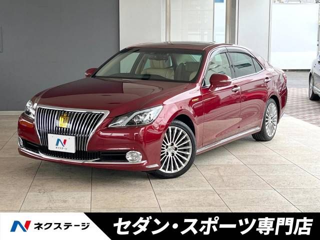 TOYOTA CROWN MAJESTA HYBRID 2014