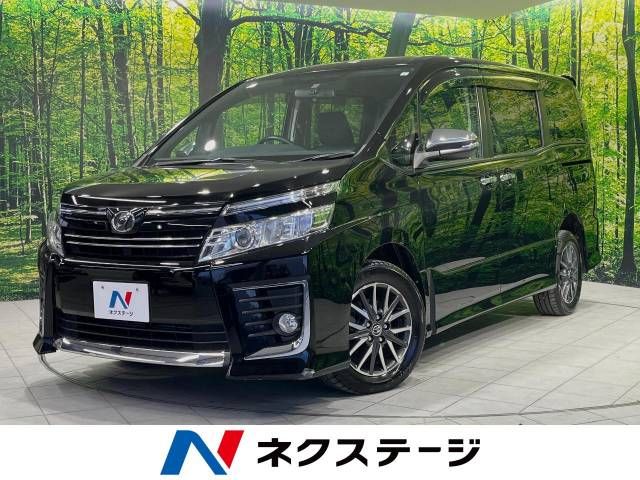 TOYOTA VOXY 4WD 2015