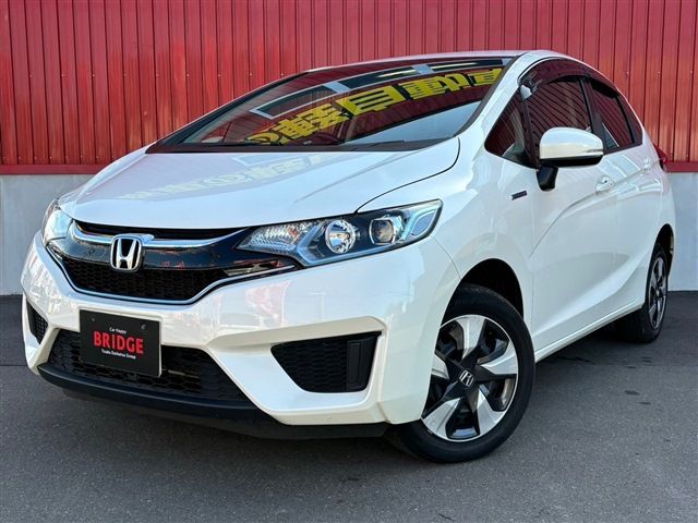 HONDA FIT HYBRID 4WD 2017