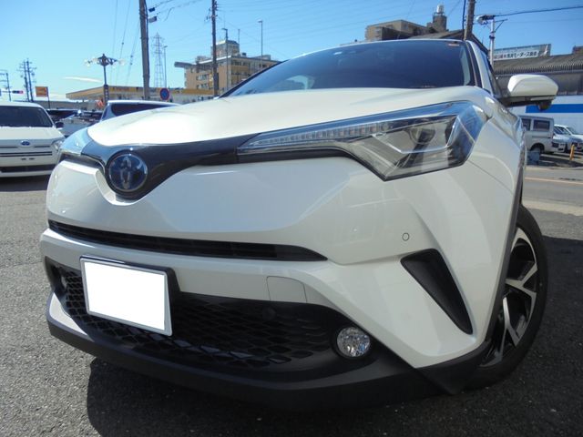 TOYOTA C-HR 2018