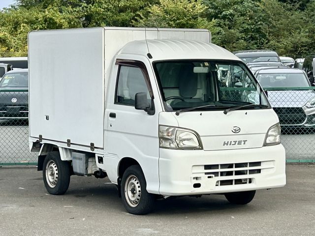 DAIHATSU HIJET truck 4WD 2012