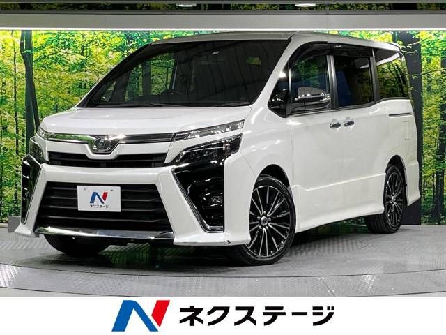 TOYOTA VOXY 2018