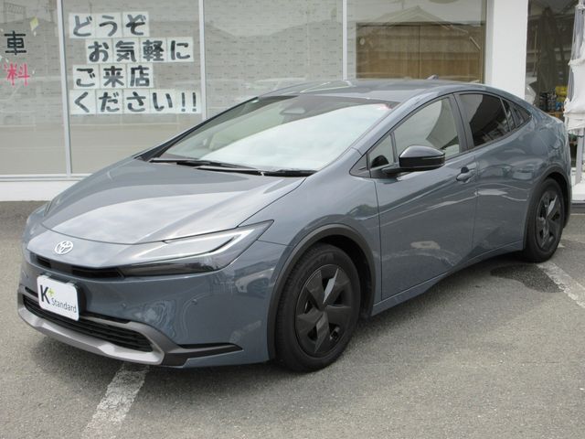 TOYOTA PRIUS 2023