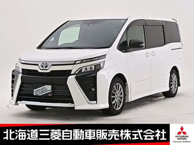 TOYOTA VOXY 4WD 2017