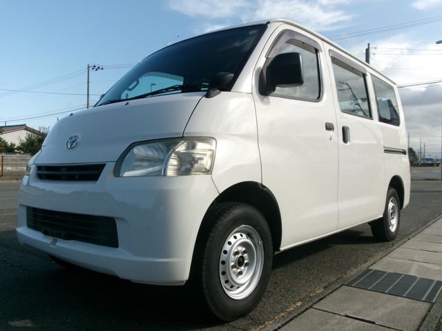 TOYOTA LITEACE van 4WD 2013