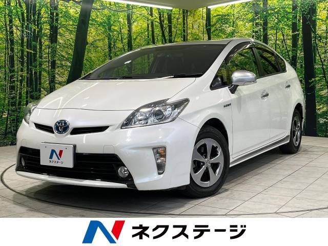 TOYOTA PRIUS 2013