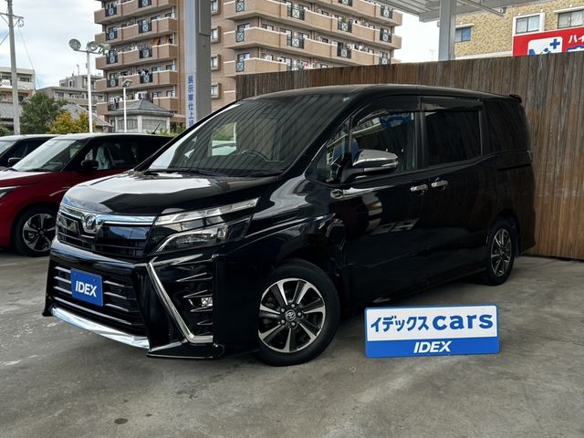 TOYOTA VOXY 2019