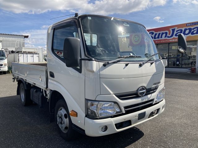 HINO DUTRO 2018