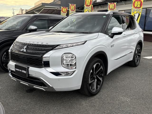 MITSUBISHI OUTLANDER PHEV 2023