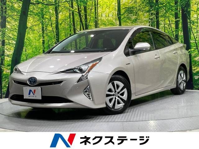 TOYOTA PRIUS 2016