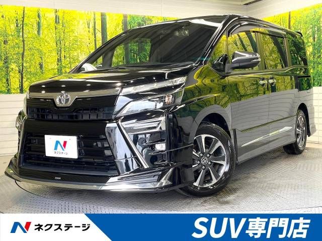 TOYOTA VOXY 2021