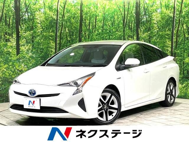 TOYOTA PRIUS 2016