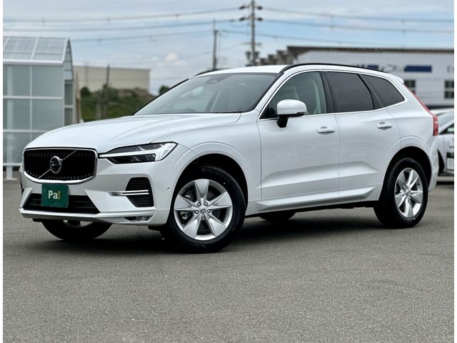 VOLVO XC60 2024