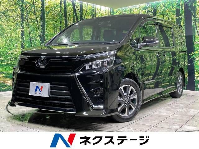 TOYOTA VOXY 2017