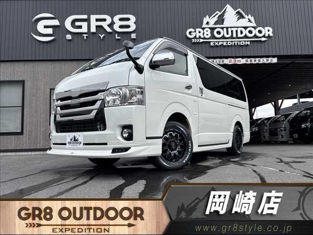 TOYOTA HIACE van 4WD 2018