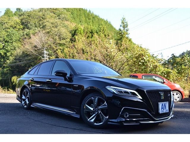 TOYOTA CROWN hardtop 2019