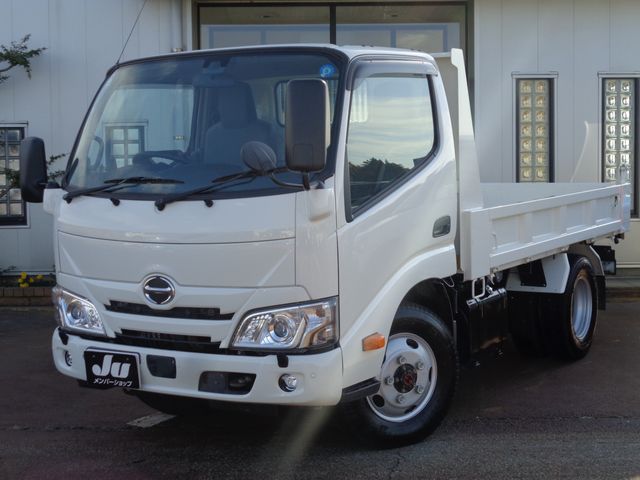 HINO DUTRO 2023