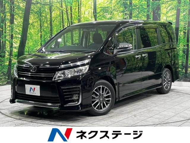 TOYOTA VOXY 2015