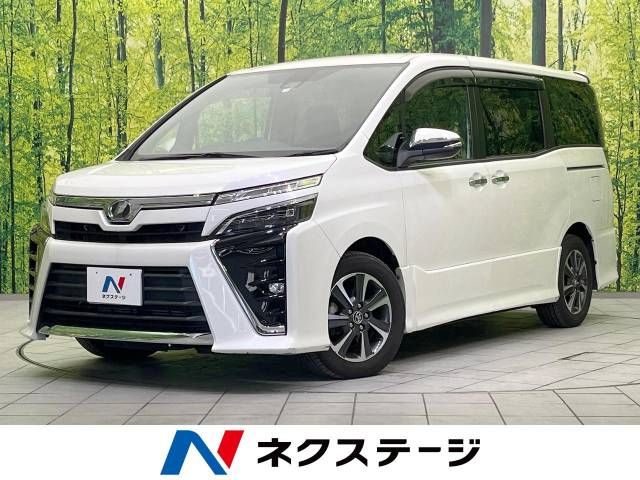 TOYOTA VOXY 2018