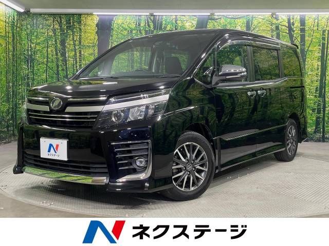 TOYOTA VOXY 2017