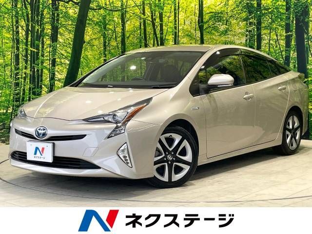 TOYOTA PRIUS 2015