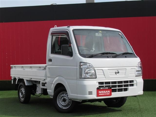 NISSAN NT100 CLIPPER 4WD 2018