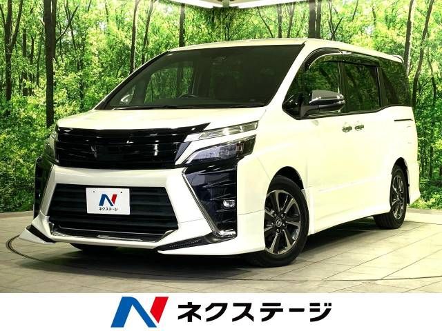 TOYOTA VOXY 2018