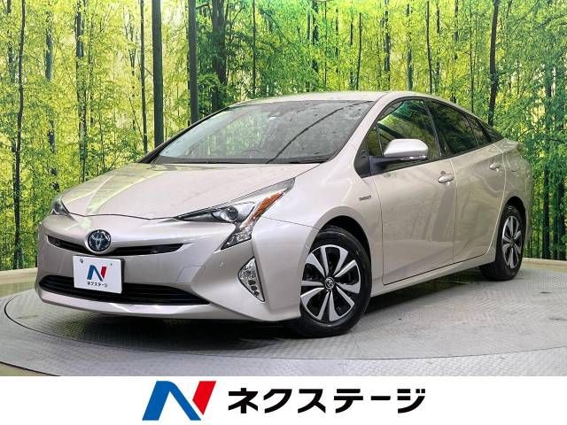 TOYOTA PRIUS 2015