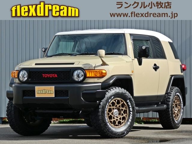 TOYOTA FJ CRUISER 4WD 2012