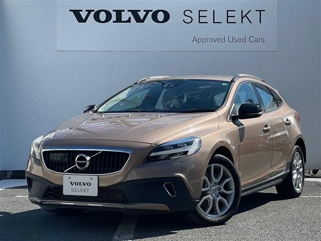 VOLVO V40 CROSS COUNTRY 2016