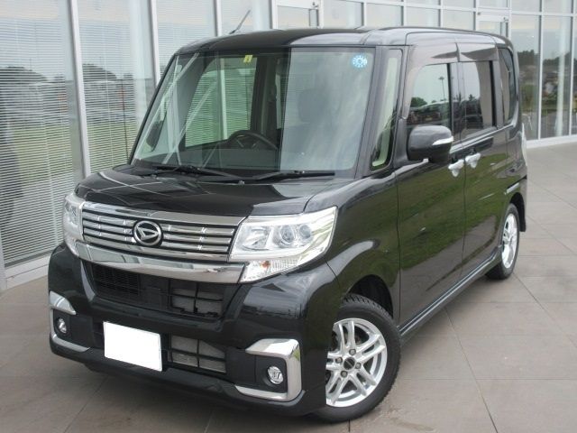 DAIHATSU TANTO CUSTOM 4WD 2017