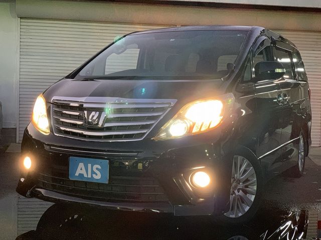 TOYOTA ALPHARD 2011