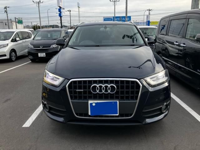 AUDI Q3 2012