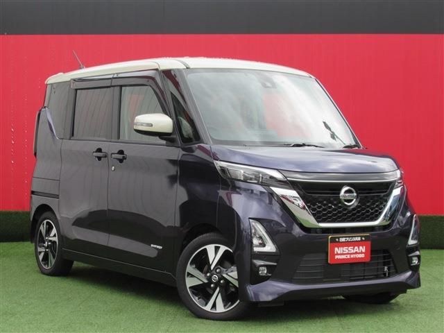 NISSAN ROOX 2020