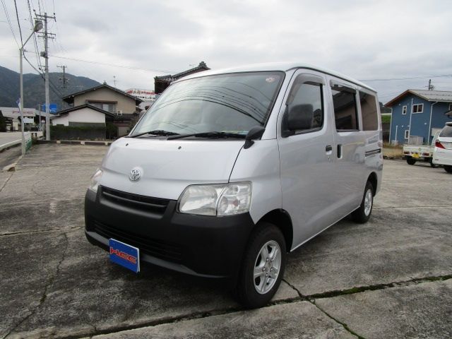 TOYOTA TOWNACE van 4WD 2011