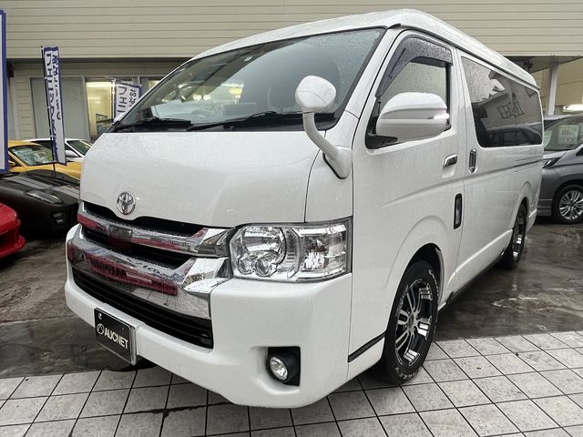 TOYOTA HIACE wagon 4WD 2020