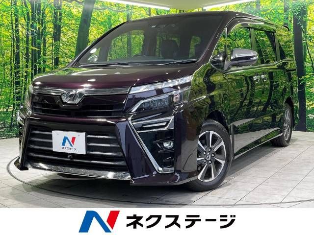 TOYOTA VOXY 2017