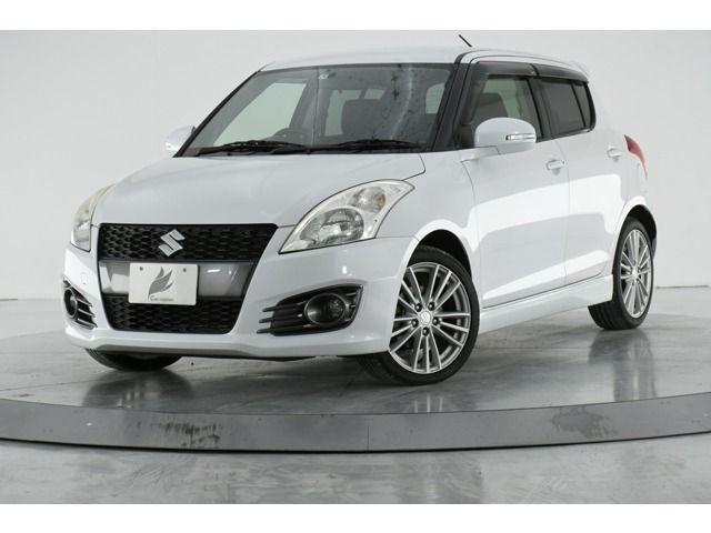 SUZUKI SWIFT 2015