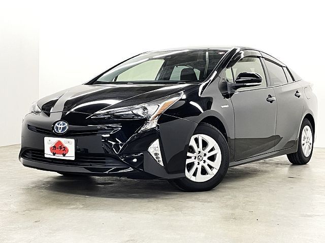 TOYOTA PRIUS 2016