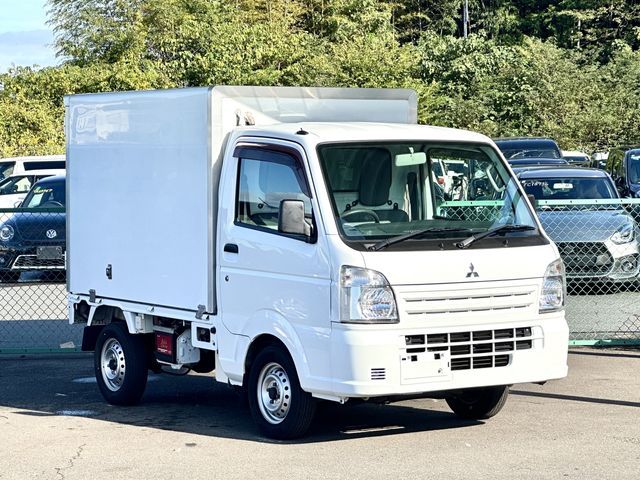 MITSUBISHI MINICAB TRUCK 2016