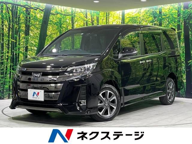 TOYOTA NOAH 4WD 2017