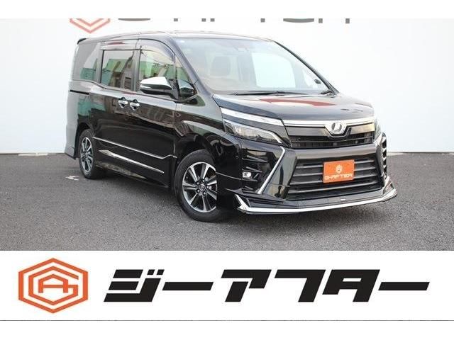 TOYOTA VOXY 2018