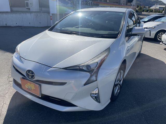 TOYOTA PRIUS 4WD 2016