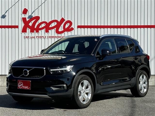 VOLVO XC40 2021