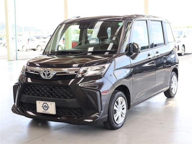 TOYOTA ROOMY 2022